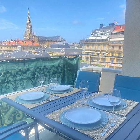 Mikain Terrace Cathedral View With Free Parking & Air Cond Apartamento San Sebastián Exterior foto